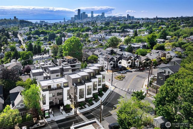 1301 E 31st Avenue S, Seattle, WA 98144