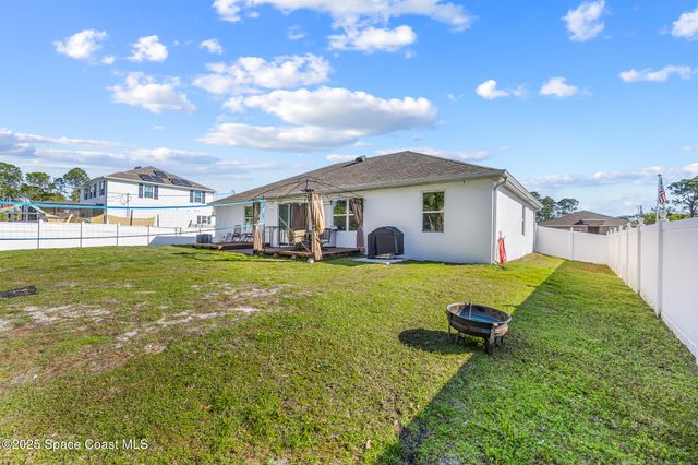 2614 Ramsdale Drive SE, Palm Bay, FL 32909