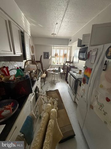 231 JAMES CT CT, Marlton, NJ 08053