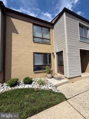 231 JAMES CT CT, Marlton, NJ 08053