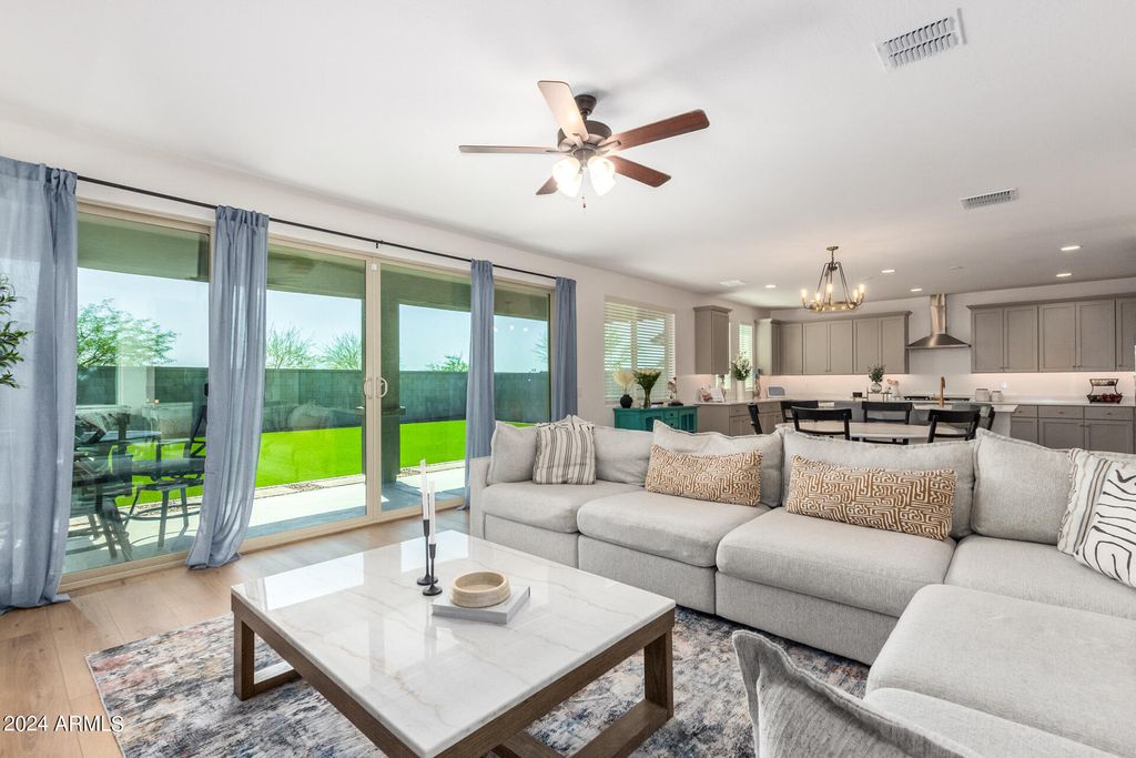 24077 N 160TH Avenue, Surprise, AZ 85387