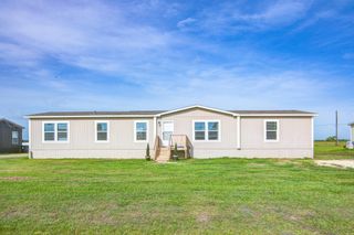 13017 Annette Road, Angleton, TX 77515
