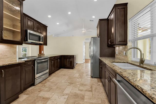 3660 MADAGASCAR AVENUE, North Port, FL 34286