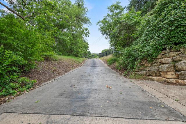 14601 RUNNING DEER TRL, Austin, TX 78734