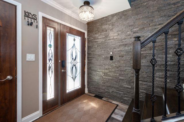 10 Matts Road, Fox Lake, IL 60020