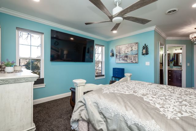 10 Matts Road, Fox Lake, IL 60020