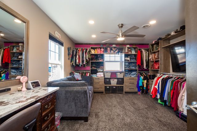 10 Matts Road, Fox Lake, IL 60020