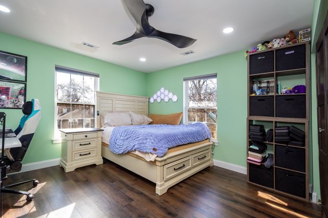 10 Matts Road, Fox Lake, IL 60020