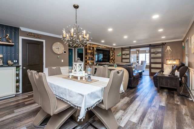 10 Matts Road, Fox Lake, IL 60020