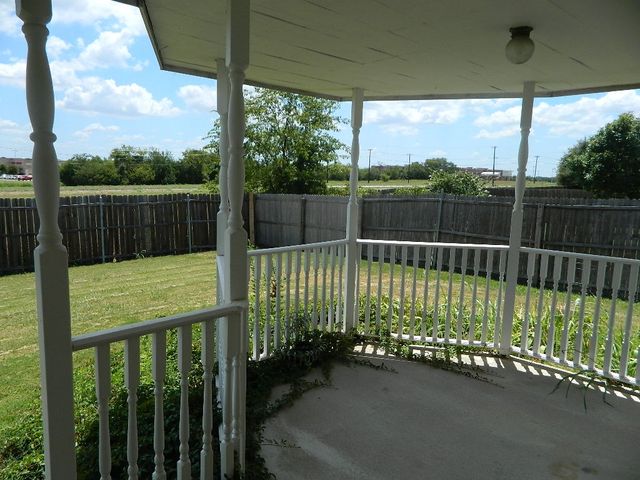 907 Live Oak Drive, Anna, TX 75409