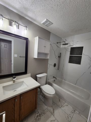 907 Live Oak Drive, Anna, TX 75409