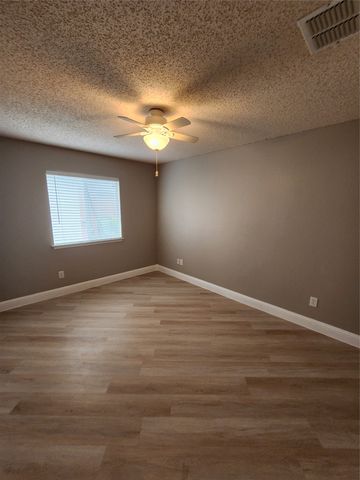 907 Live Oak Drive, Anna, TX 75409