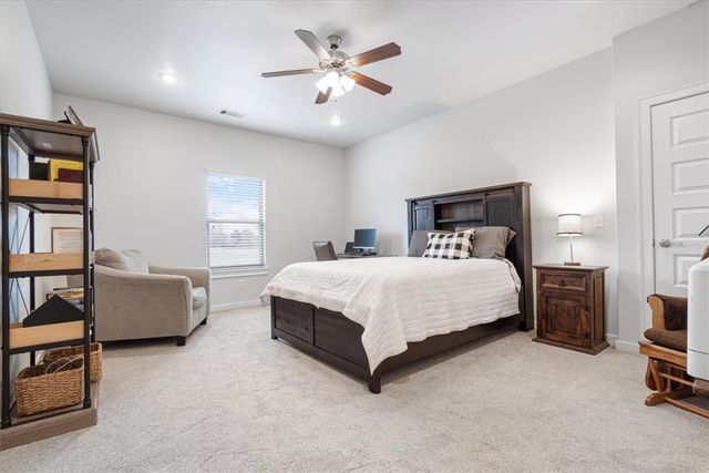 405 Angel Falls Lane, Springdale, AR 72762
