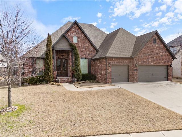 405 Angel Falls Lane, Springdale, AR 72762