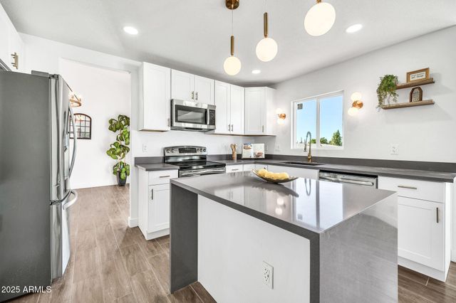 17458 N 64TH Drive, Glendale, AZ 85308