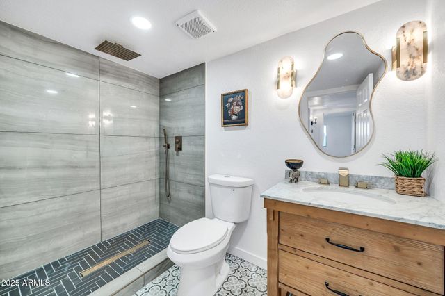 17458 N 64TH Drive, Glendale, AZ 85308