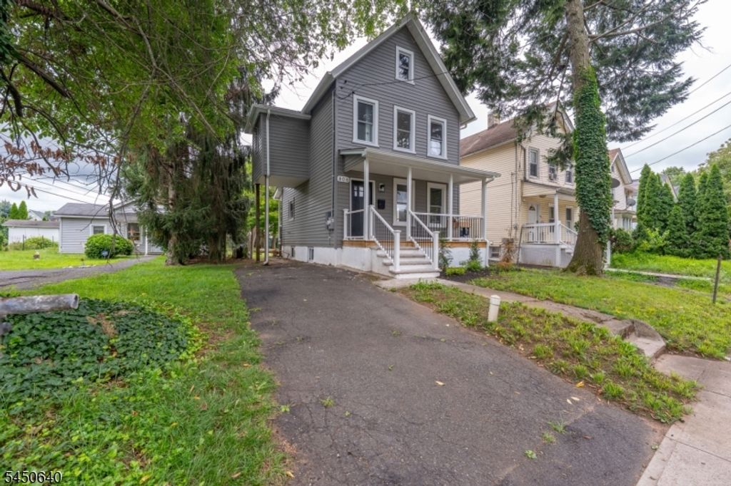 806 E 2Nd St, Plainfield City, NJ 07062 — photo 2