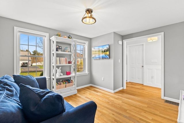 61 Nobadeer Cir, Kingston, MA 02364