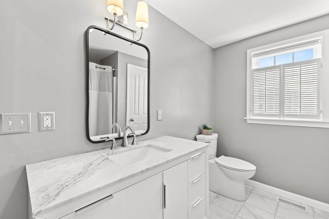 61 Nobadeer Cir, Kingston, MA 02364