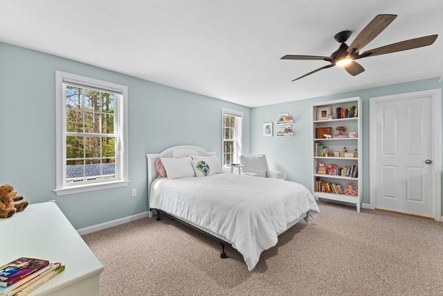 61 Nobadeer Cir, Kingston, MA 02364