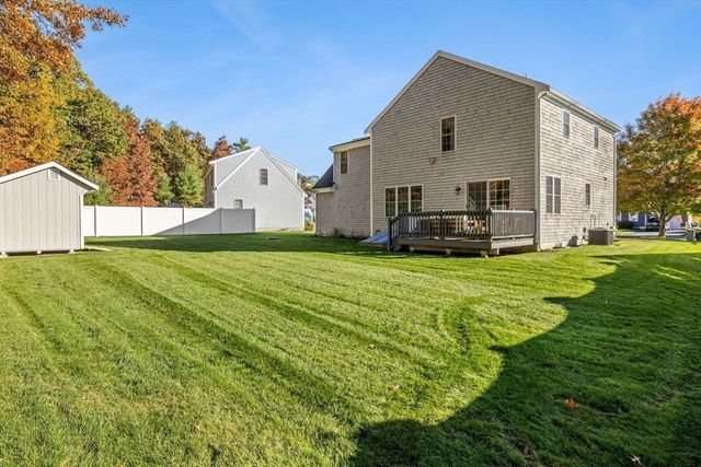 61 Nobadeer Cir, Kingston, MA 02364