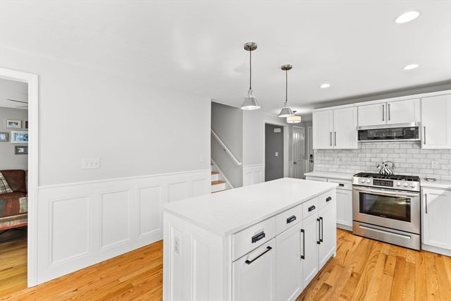 61 Nobadeer Cir, Kingston, MA 02364