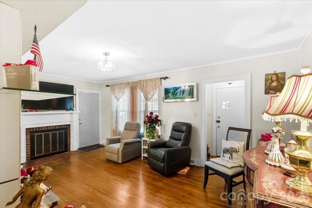 1222 E Park Drive, Gastonia, NC 28054