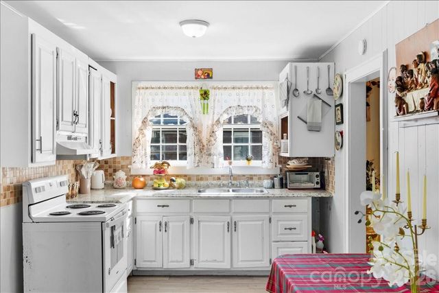 1222 E Park Drive, Gastonia, NC 28054
