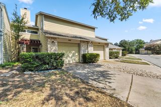 512 Eberhart LN 603, Austin, TX 78745