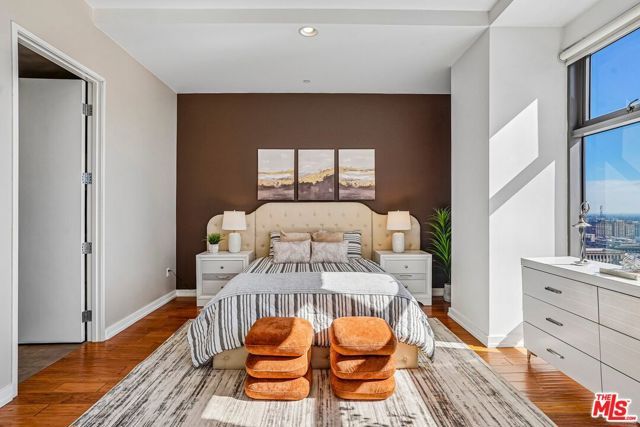 801 S Grand Avenue 1712, Los Angeles, CA 90017