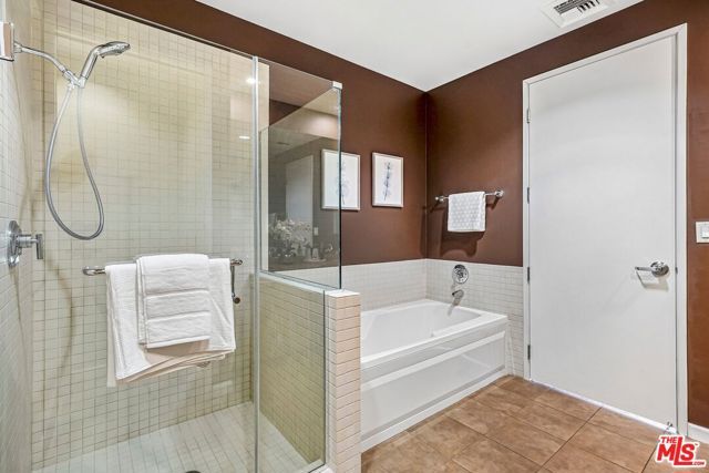 801 S Grand Avenue 1712, Los Angeles, CA 90017
