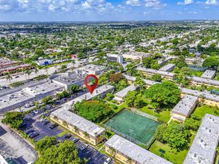 5168 NE 6th Avenue 416, Oakland Park, FL 33334