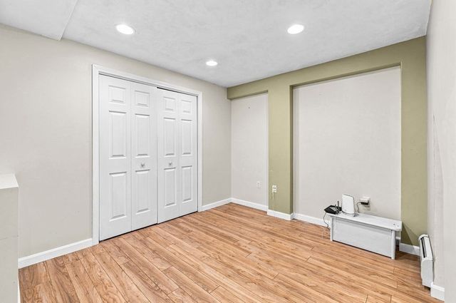 35 Meeshawn Ave, Taunton, MA 02718