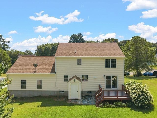 35 Meeshawn Ave, Taunton, MA 02718
