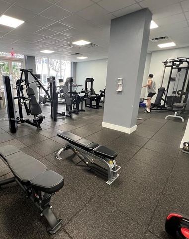 2030 S Ocean Dr 2118, Hallandale Beach, FL 33009