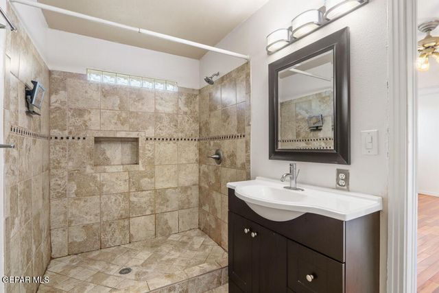 3410 N Stanton Street, El Paso, TX 79902