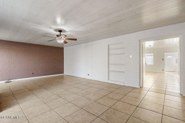 3410 N Stanton Street, El Paso, TX 79902