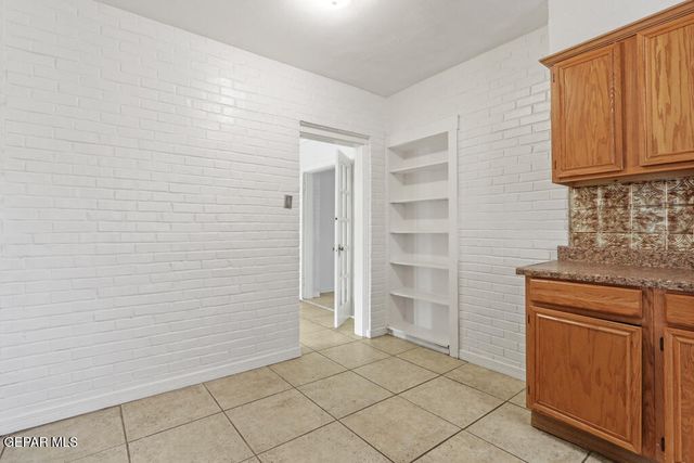 3410 N Stanton Street, El Paso, TX 79902