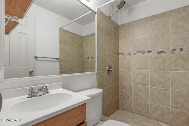 3410 N Stanton Street, El Paso, TX 79902