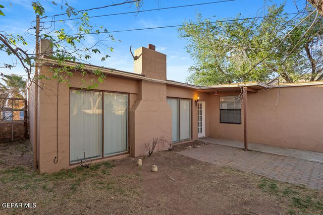 3410 N Stanton Street, El Paso, TX 79902