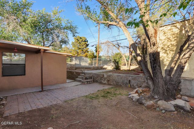 3410 N Stanton Street, El Paso, TX 79902