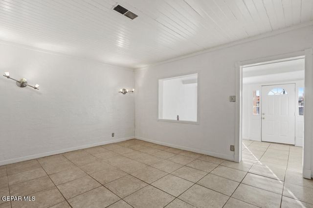 3410 N Stanton Street, El Paso, TX 79902