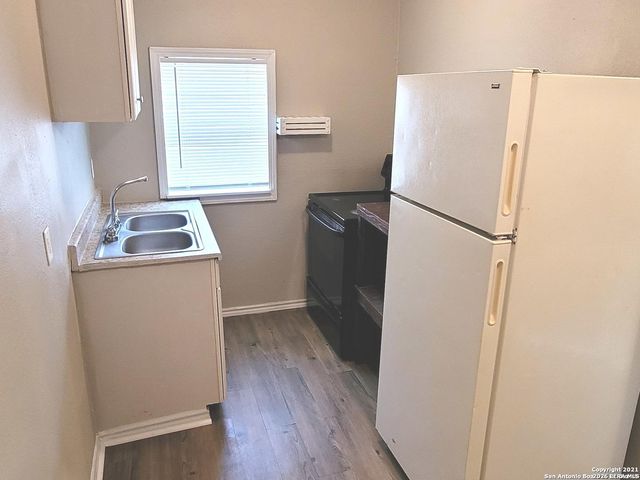 1011 Avant Ave Apt 4, San Antonio, TX 78210