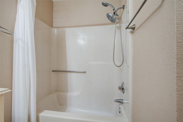 3700 83rd Street 9, Galveston, TX 77554