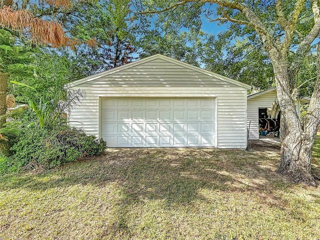 3271 ROBINSON STREET, Zellwood, FL 32798