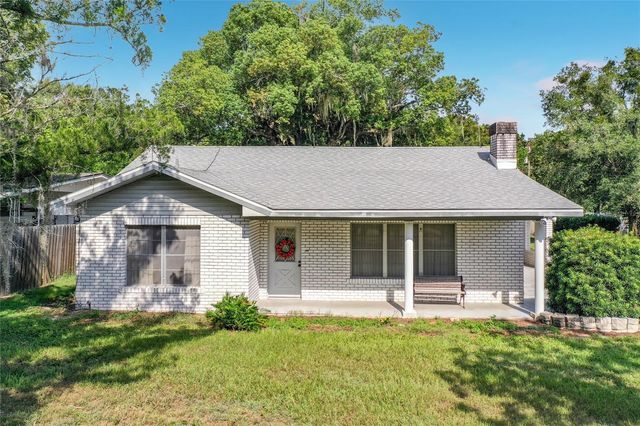 3271 ROBINSON STREET, Zellwood, FL 32798