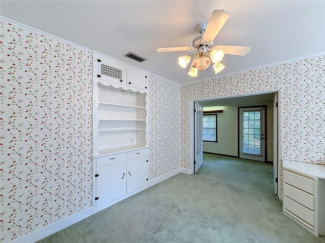 3271 ROBINSON STREET, Zellwood, FL 32798