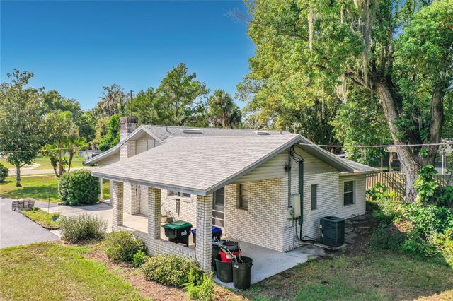 3271 ROBINSON STREET, Zellwood, FL 32798