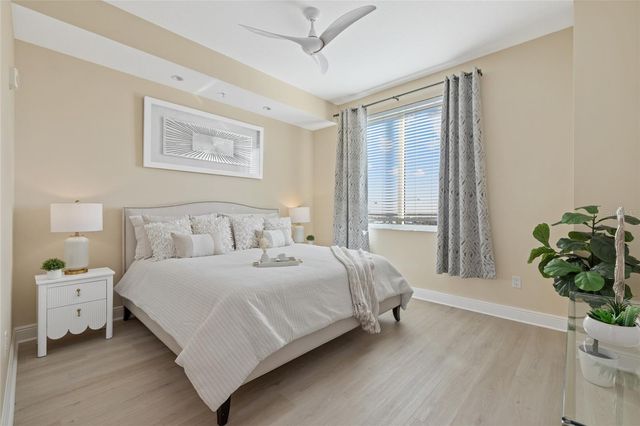 800 N TAMIAMI TRAIL 1512, Sarasota, FL 34236