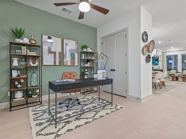 129 Breda Ave, Bastrop, TX 78602
